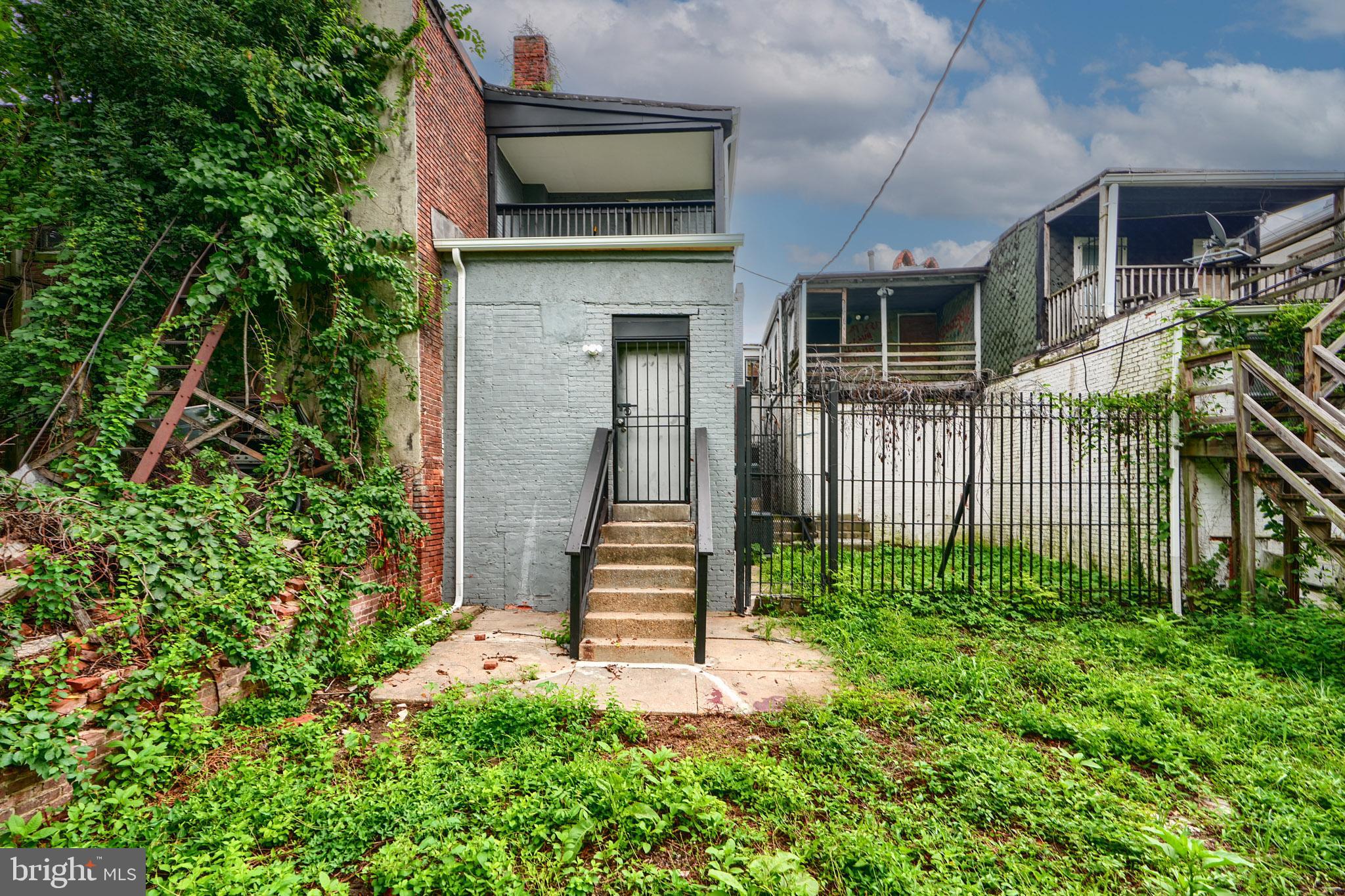 NONE AVAILABLE - Commercial Lease