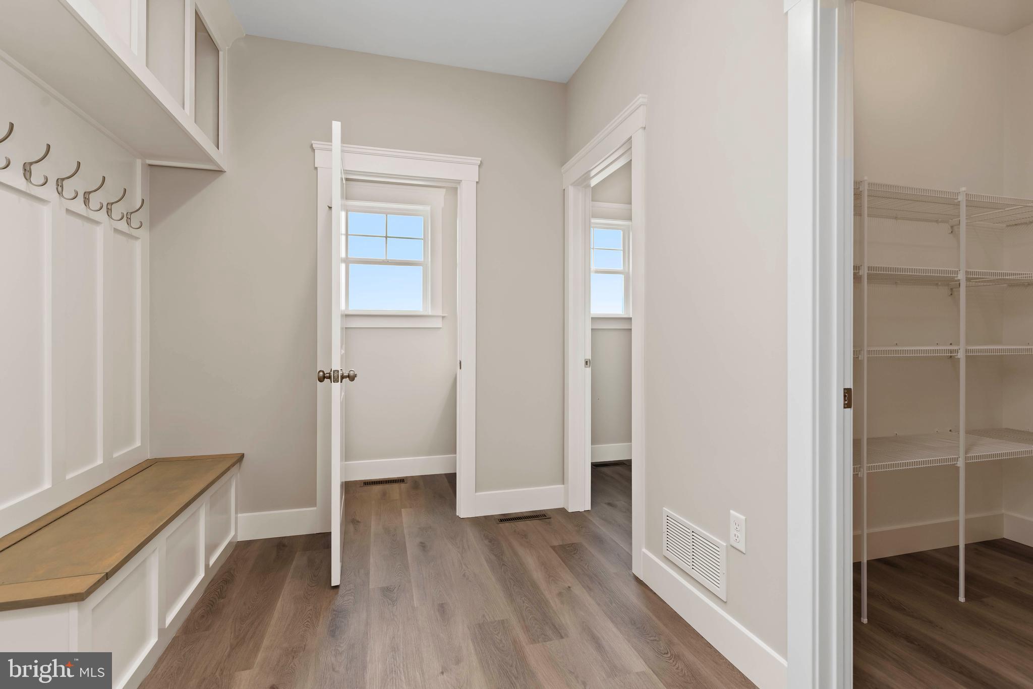 WILSHIRE ESTATES - Residential