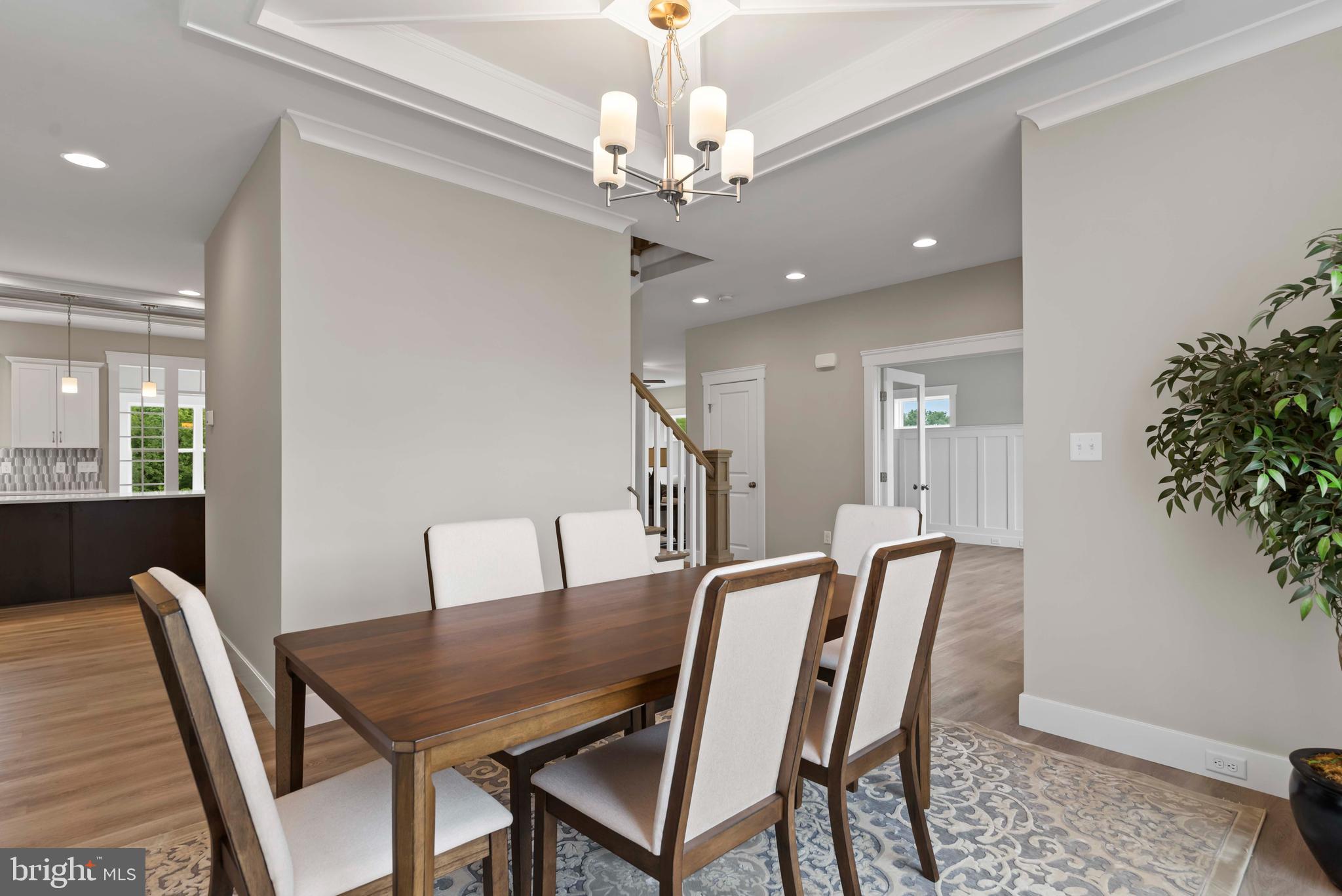 WILSHIRE ESTATES - Residential