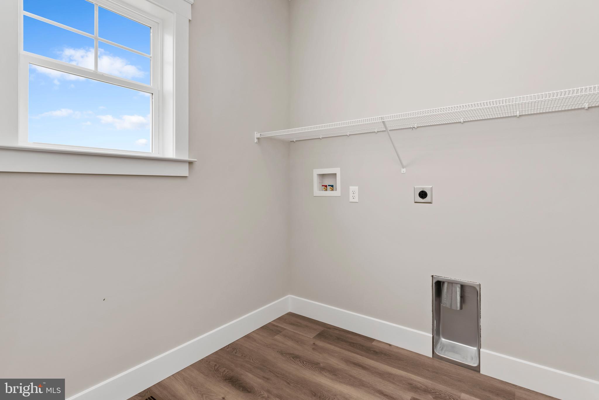 WILSHIRE ESTATES - Residential