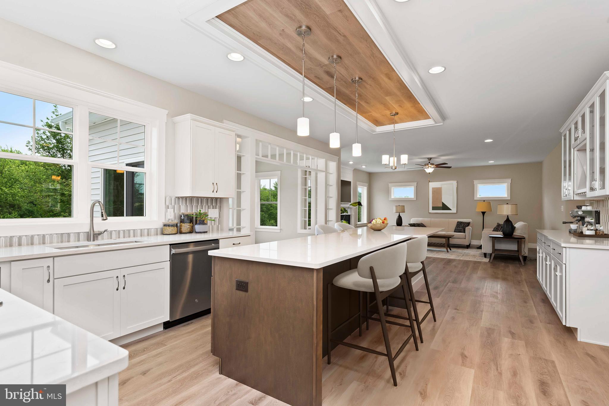 WILSHIRE ESTATES - Residential