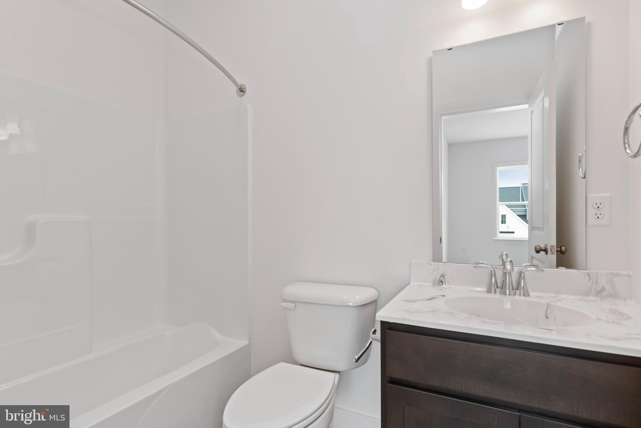 WILSHIRE ESTATES - Residential
