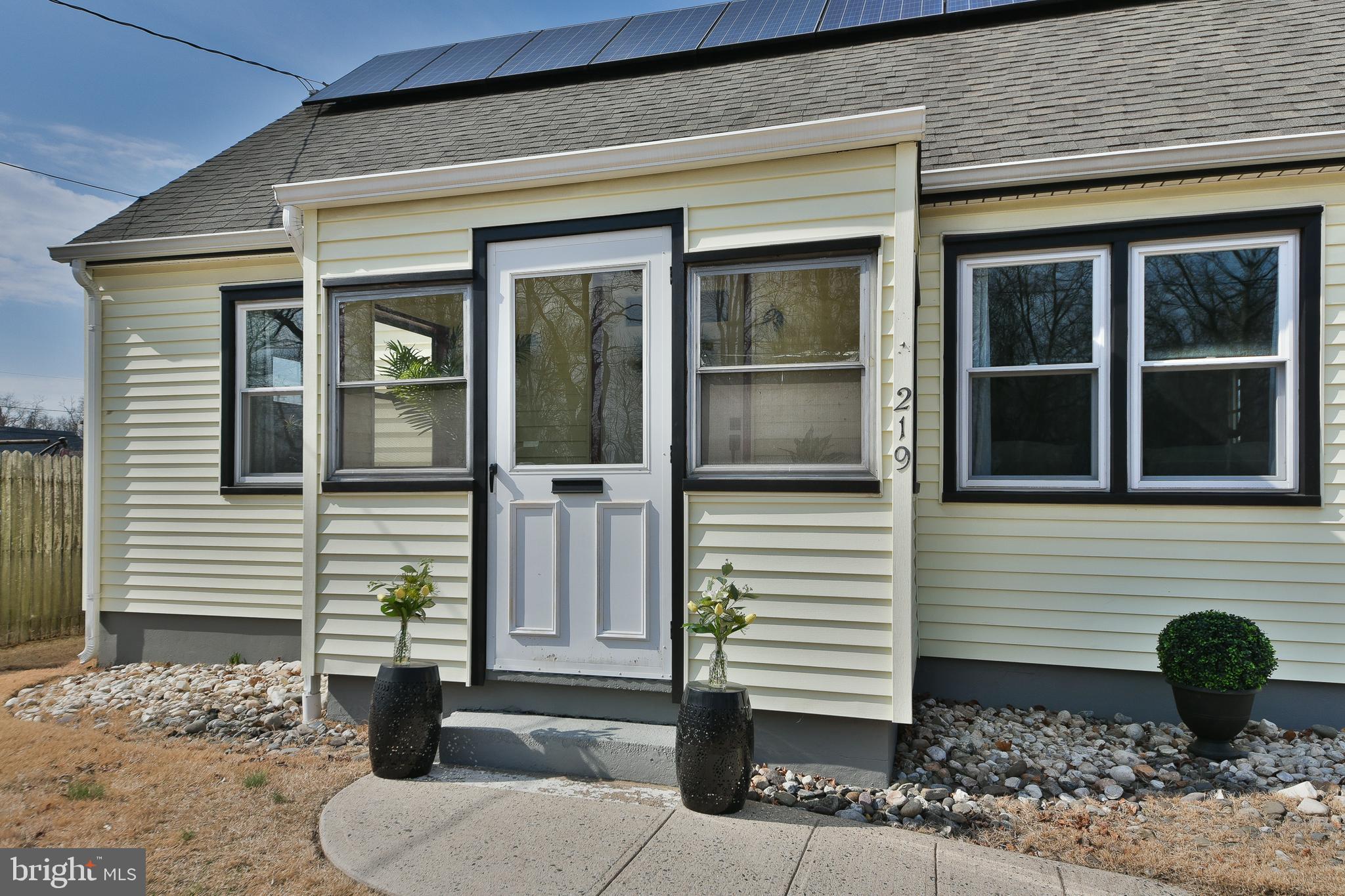 219 BARRICKLO STREET
