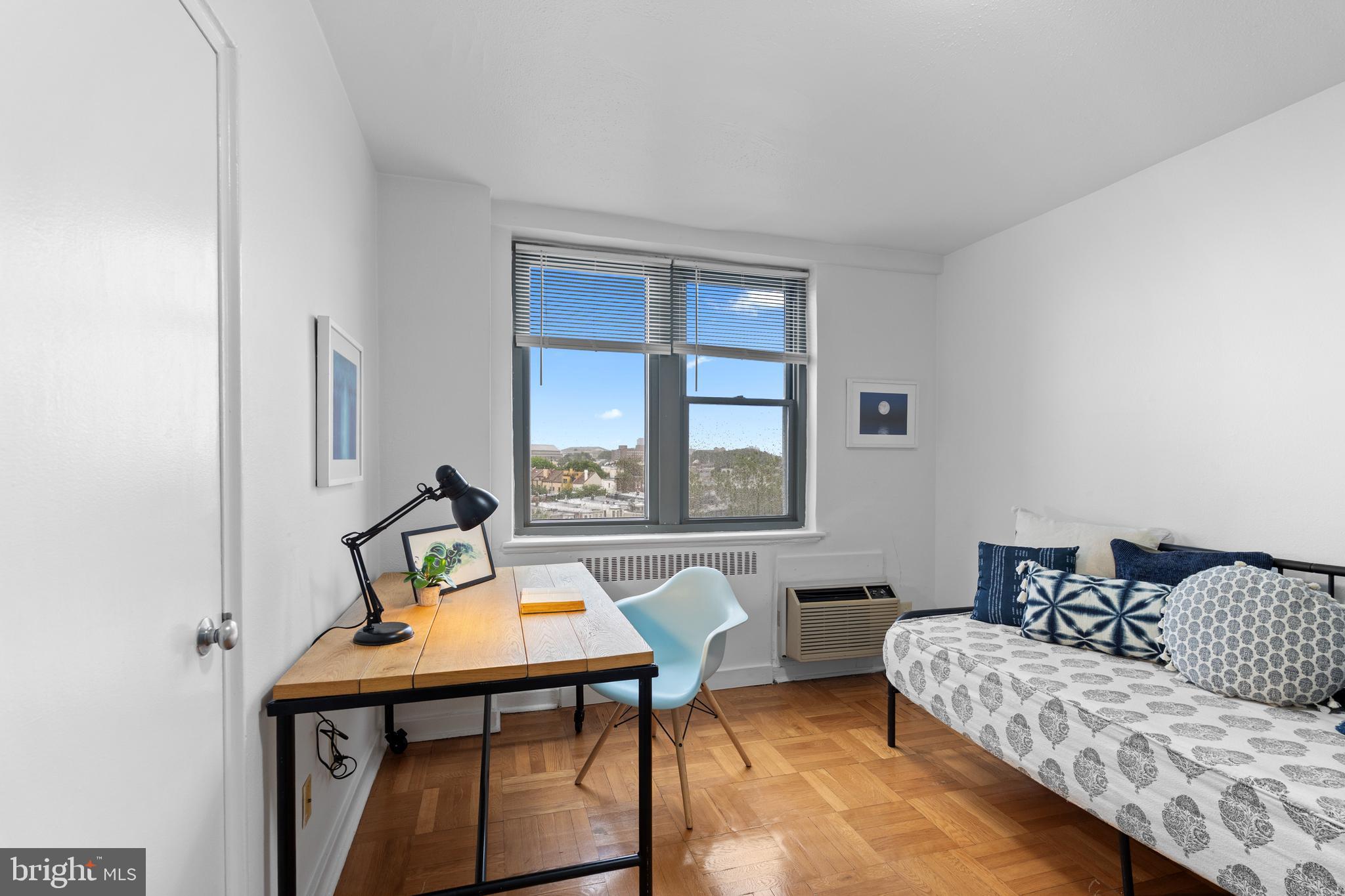 ART MUSEUM AREA - Residential