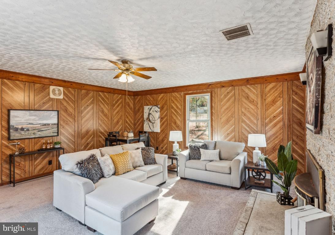 TIMBERLAKE - Residential