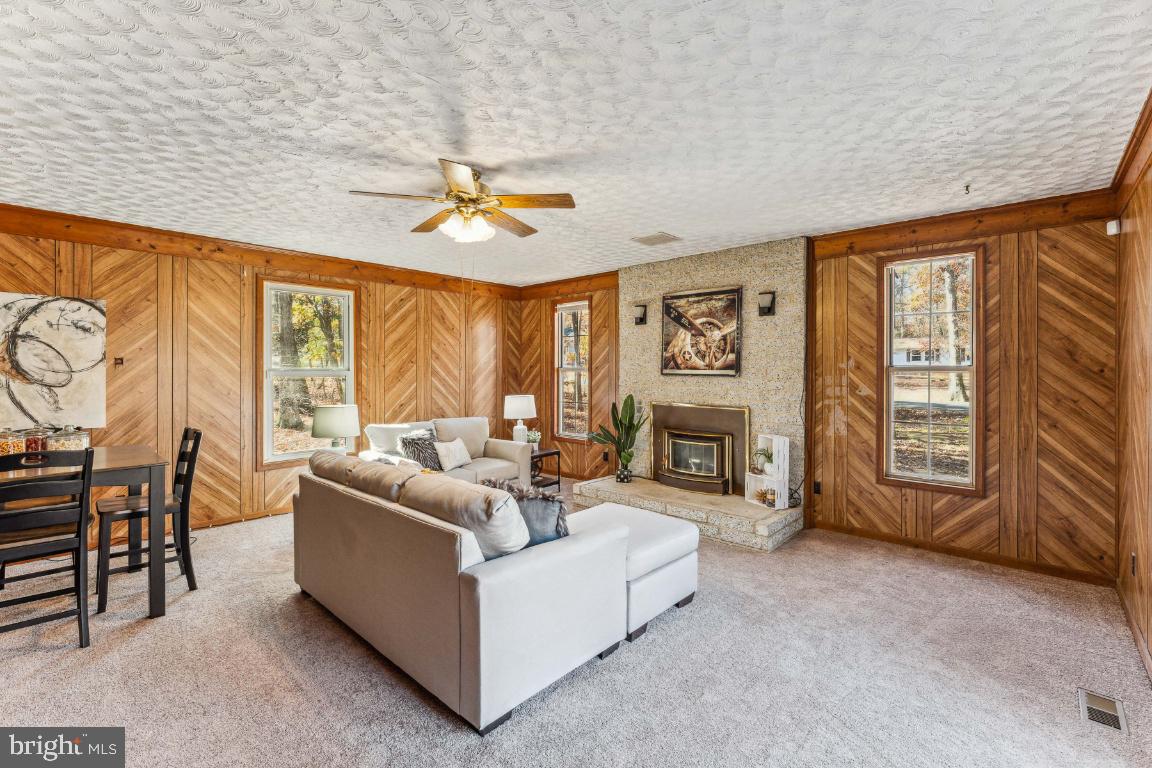 TIMBERLAKE - Residential