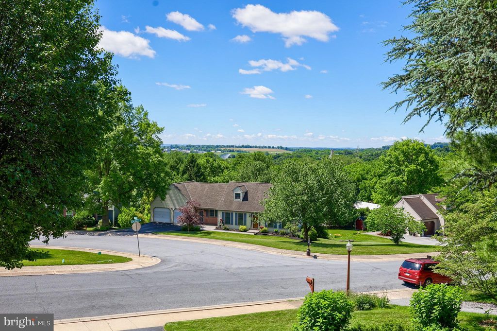 Photo of 10 Echo Valley Drive, Ephrata, PA 17522 (MLS # PALA2052420)