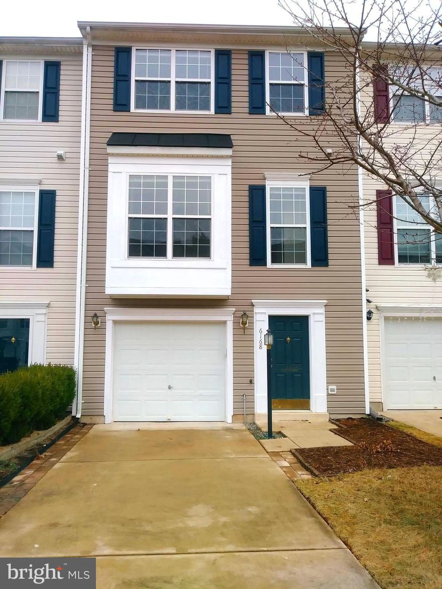 Bealeton Station! Stunning Townhome, Park in spacious one car garage or drive. Walk -In lower level boasts gorgeous flooring, 1/2 bath, laundry, storage, and walk out to private fenced backyard! Main lev provides tons of light, w/ open kitchen, living, 1/2 ba, dining area. Master includes jacuzzi tub, huge window, his & hers sink, stand up shower, spacious walk-in closet & organizer. Must See!