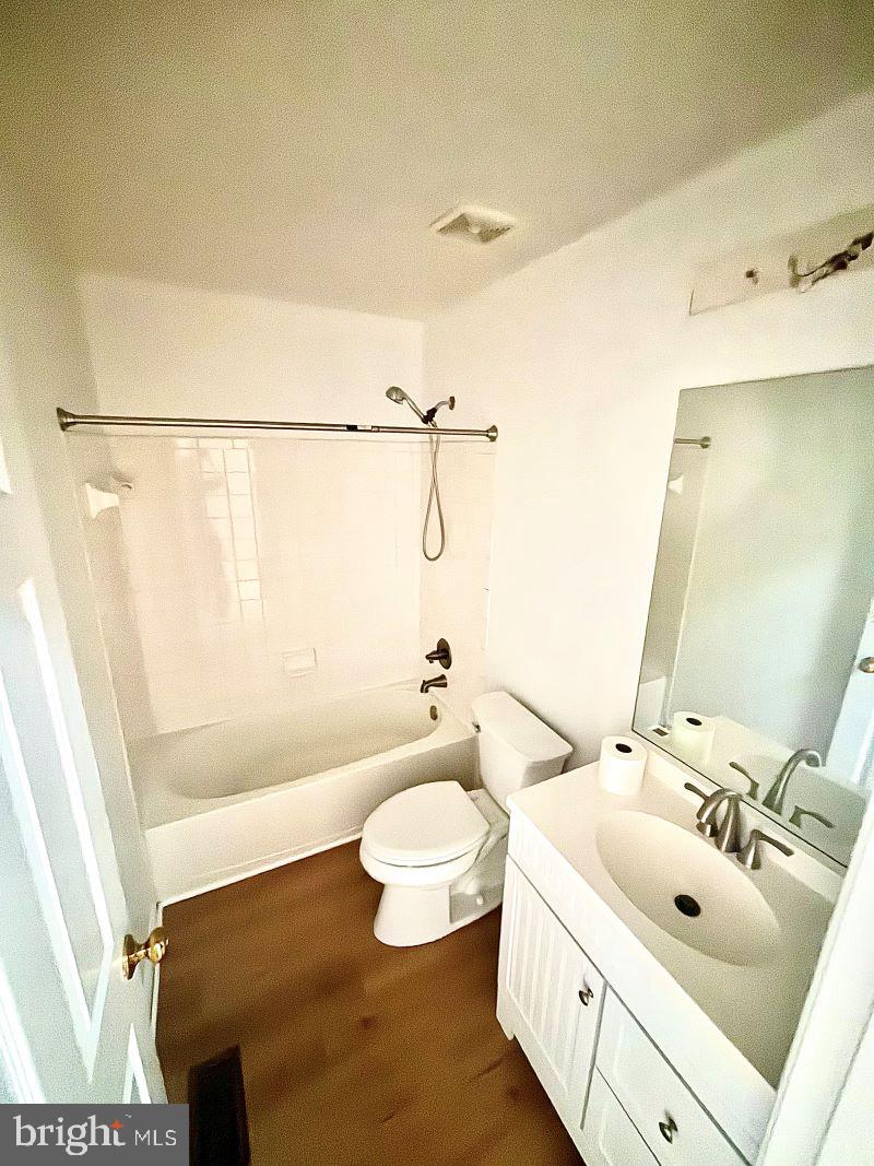 MANORS OF PAINT BRANCH - Residential Lease