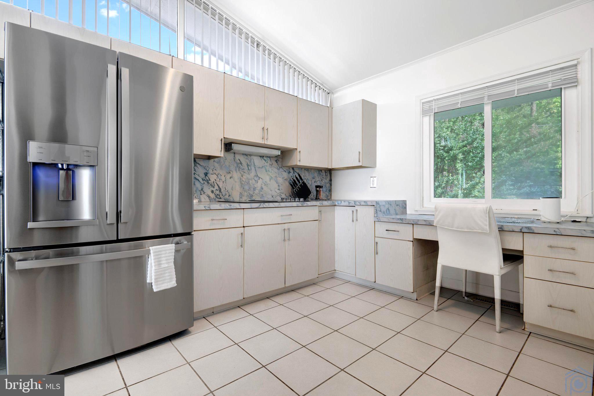 ARUNDEL ON THE BAY - Residential Lease