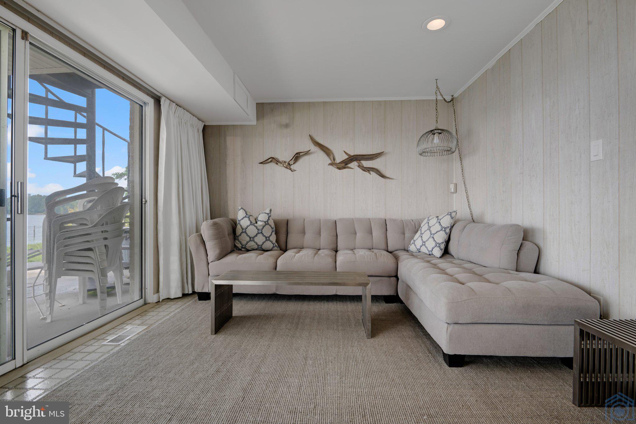 ARUNDEL ON THE BAY - Residential Lease