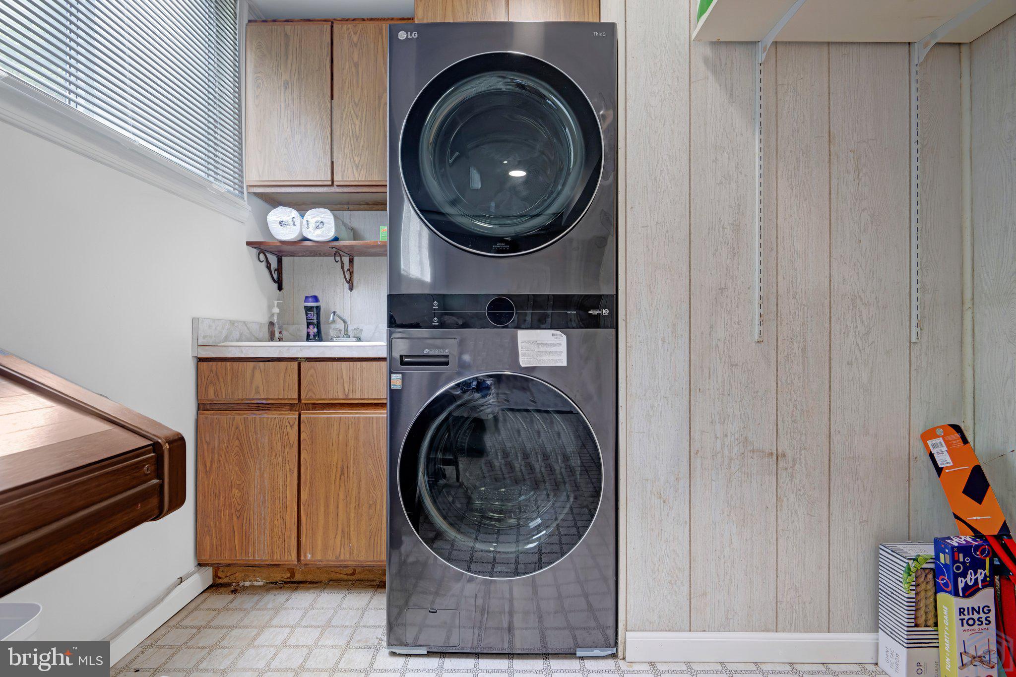 ARUNDEL ON THE BAY - Residential Lease