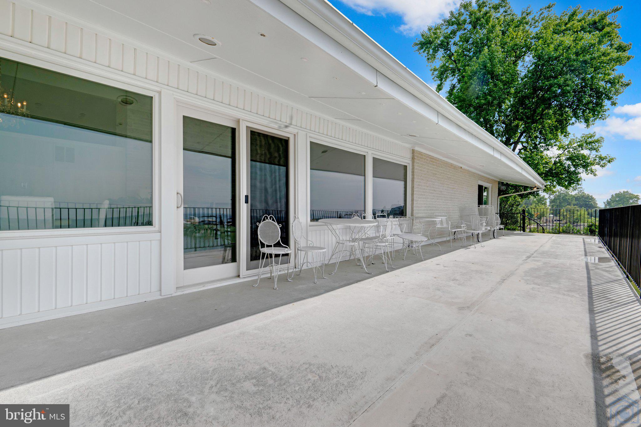 ARUNDEL ON THE BAY - Residential Lease