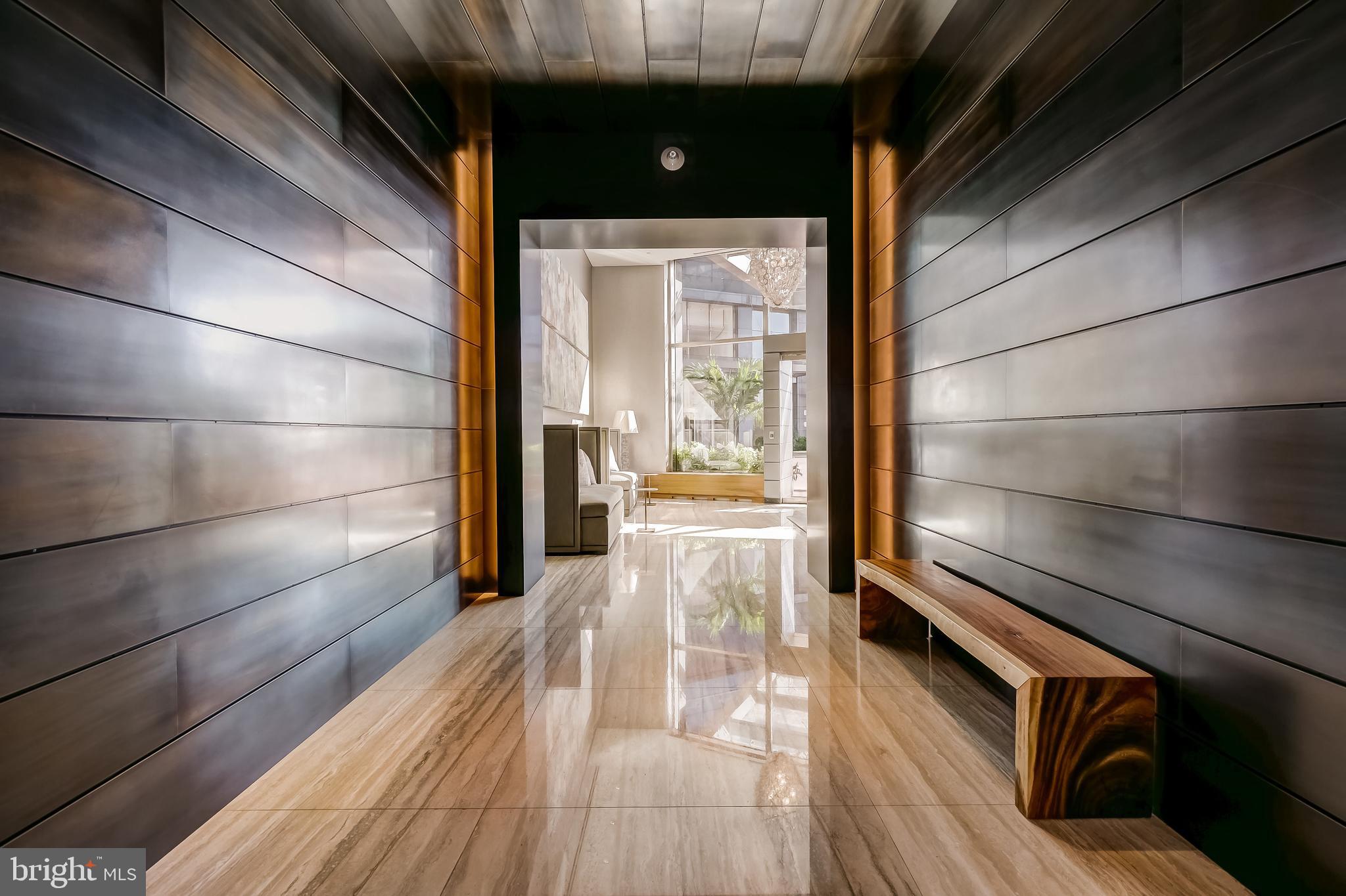 HARBOR EAST - Residential