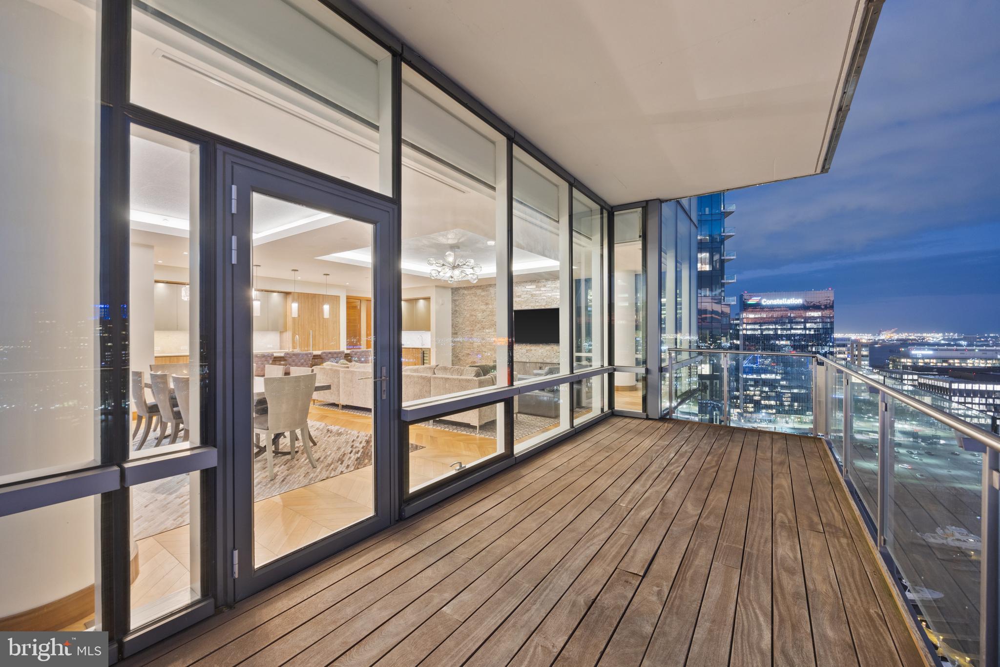 HARBOR EAST - Residential