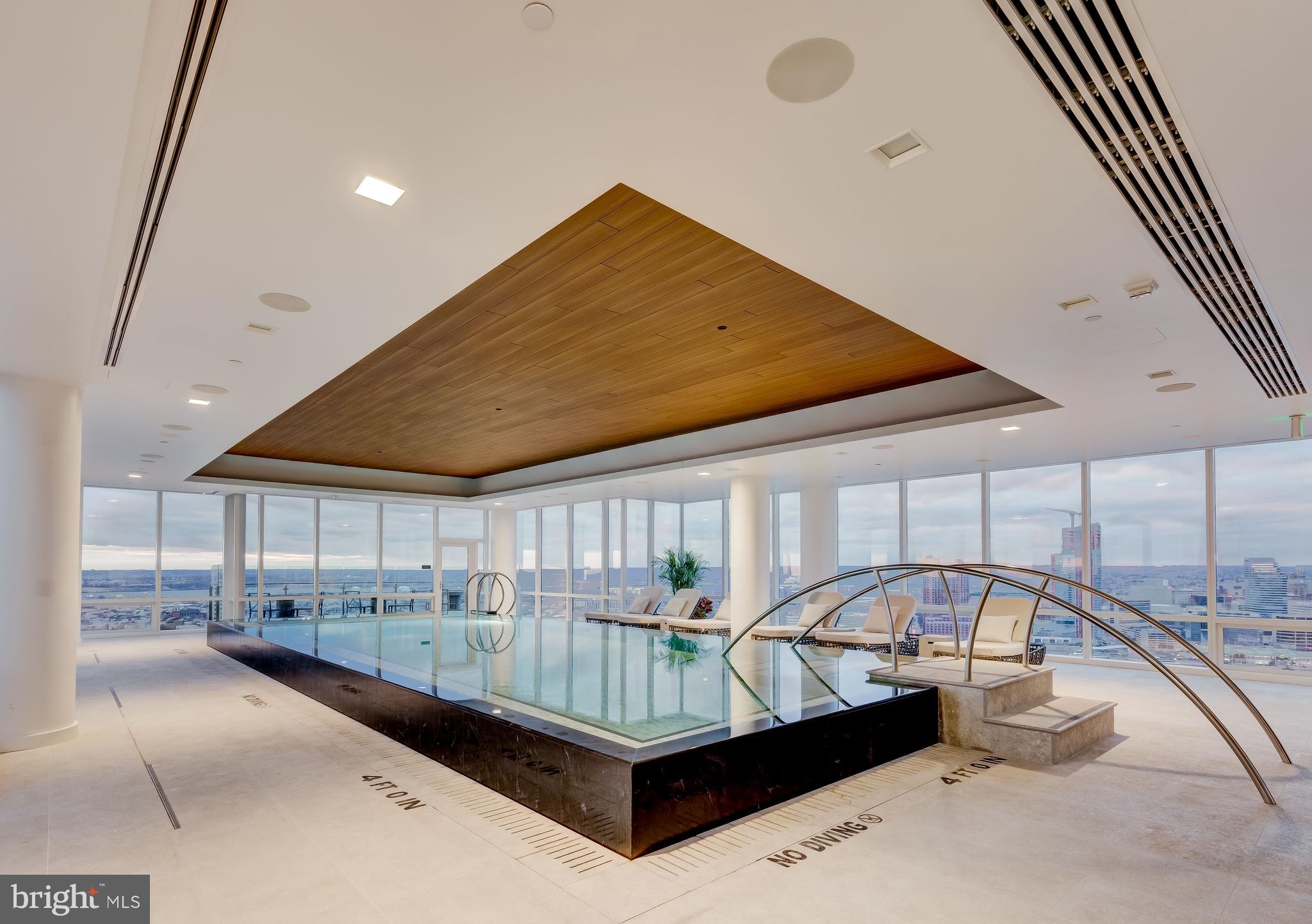 HARBOR EAST - Residential