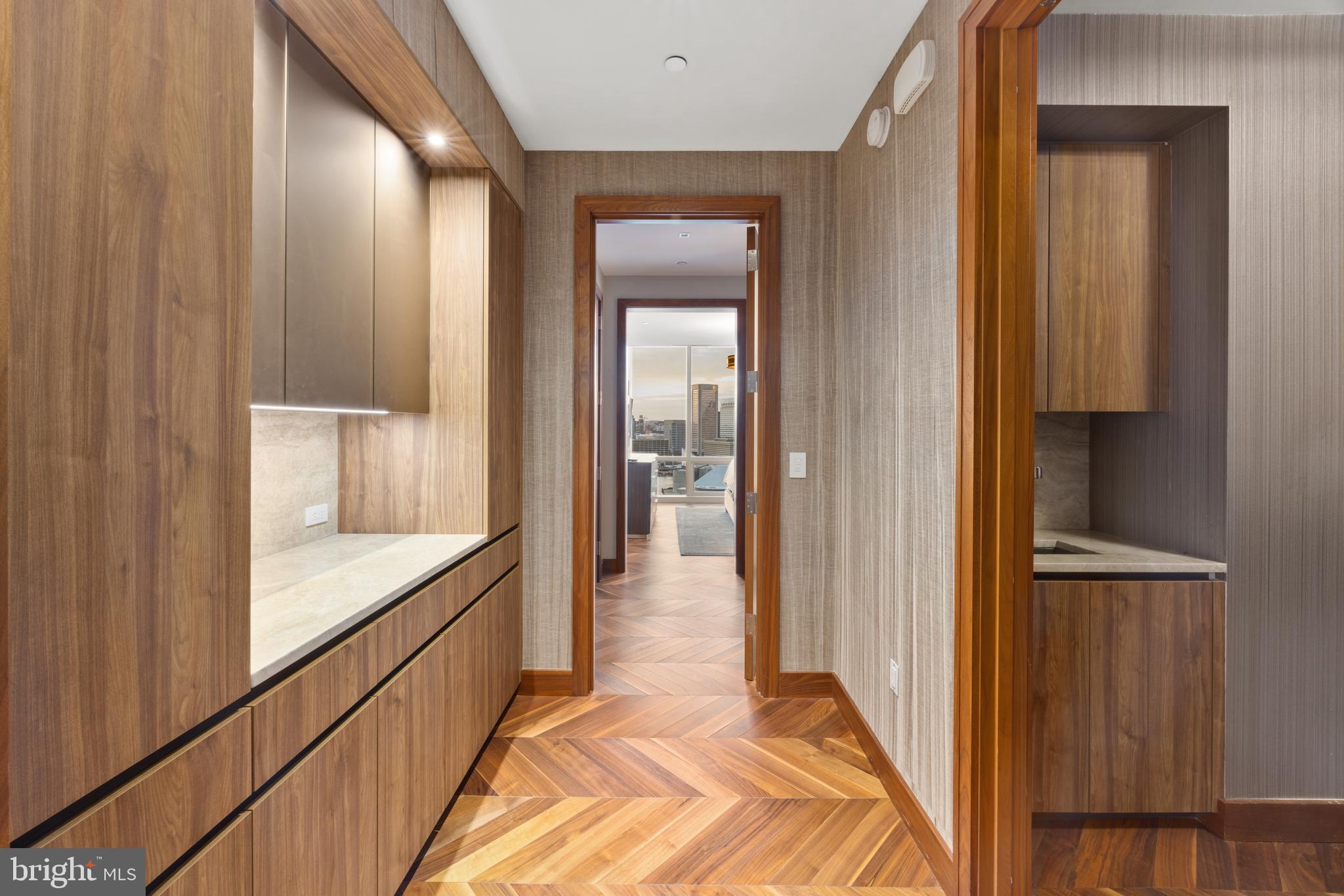 HARBOR EAST - Residential