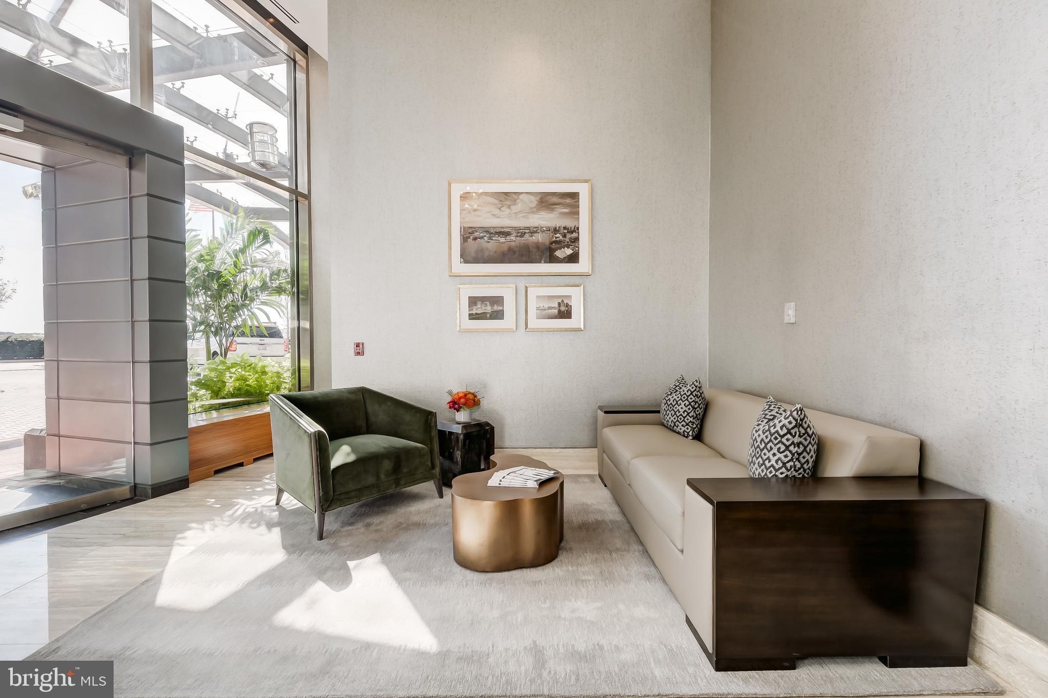 HARBOR EAST - Residential