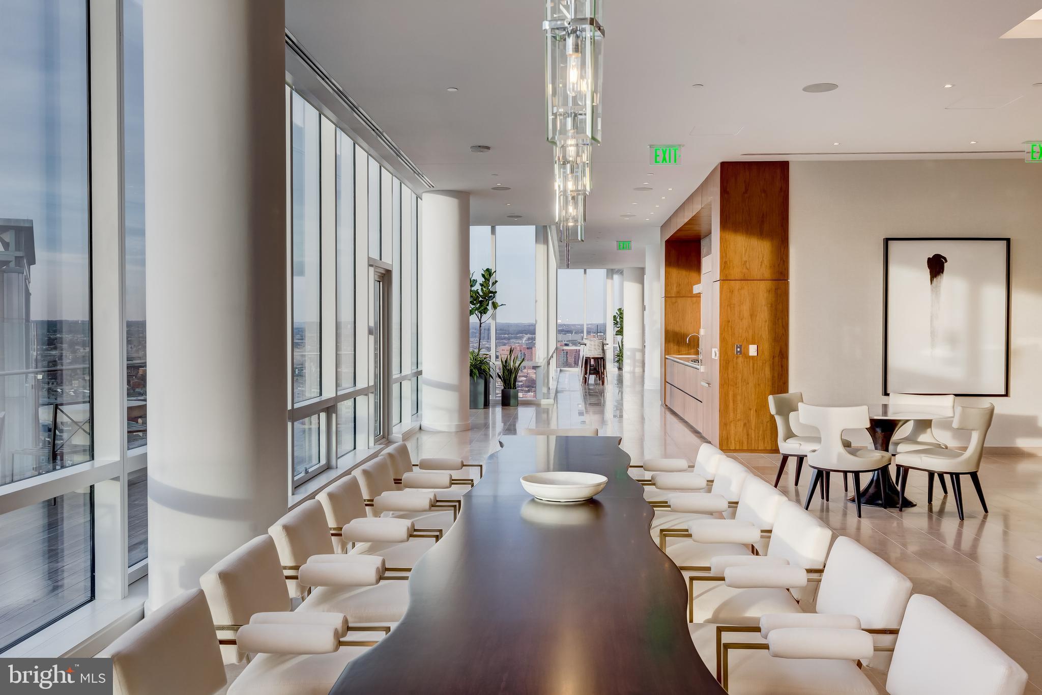 HARBOR EAST - Residential