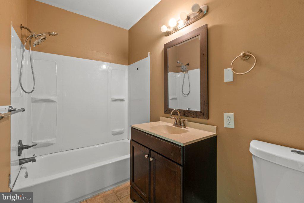 MOUNT VERNON - Residential Income