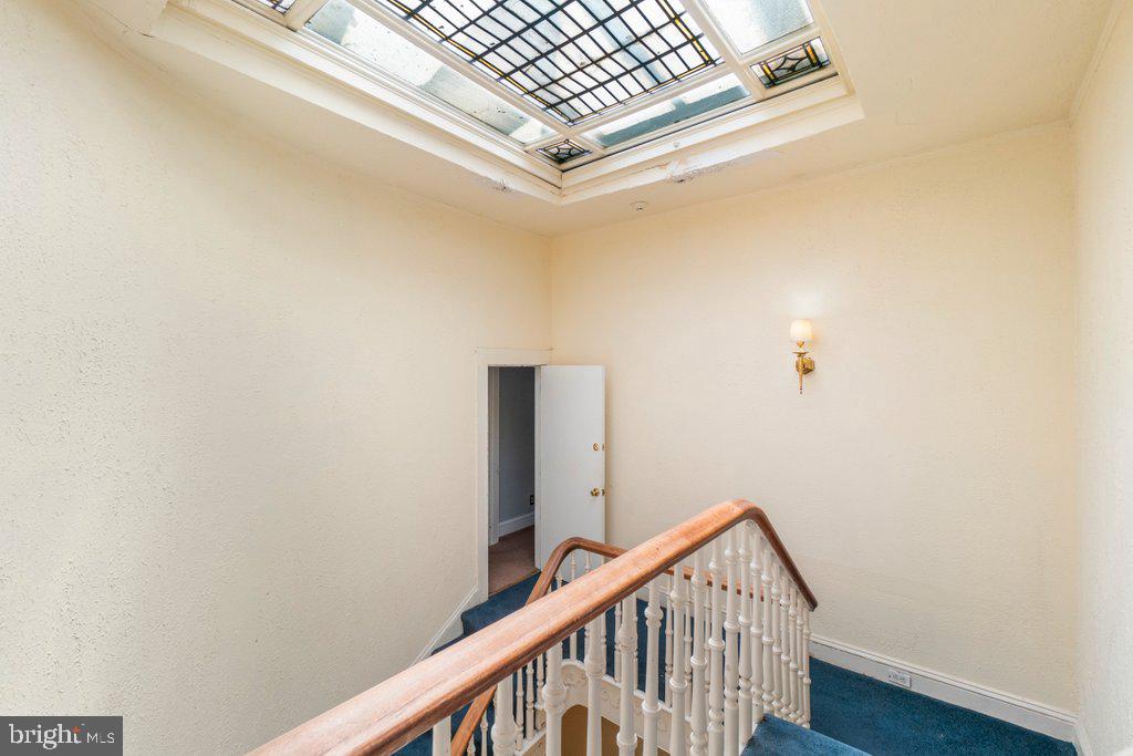 MOUNT VERNON - Residential Income