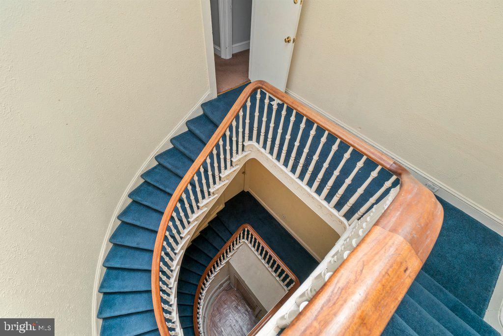 MOUNT VERNON - Residential Income