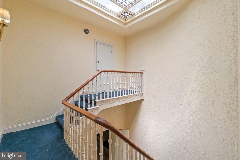 MOUNT VERNON - Residential Income