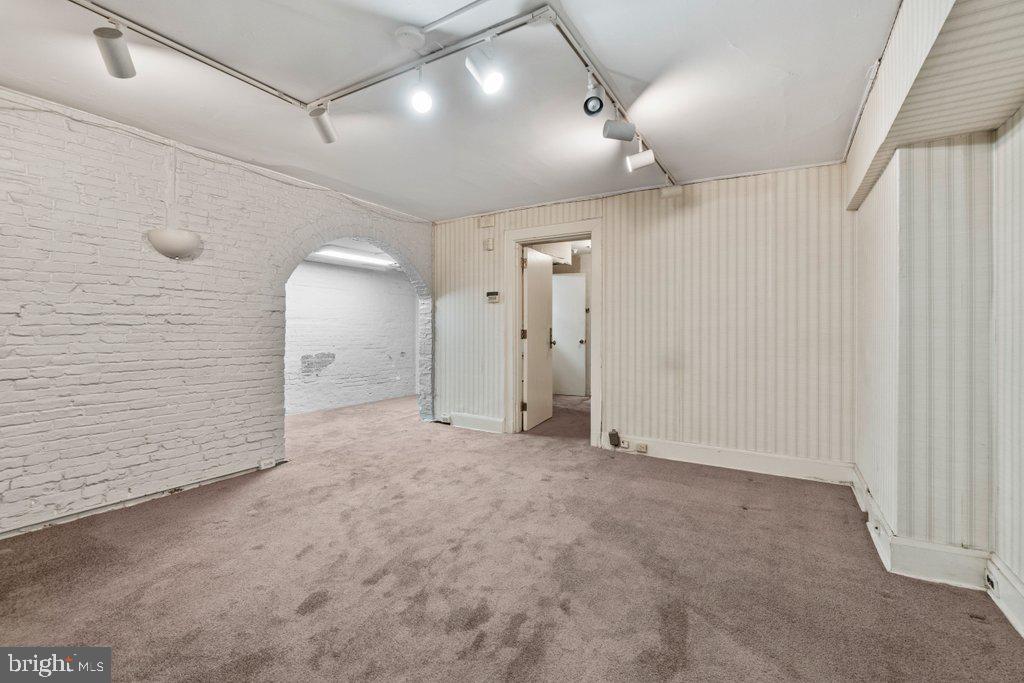 MOUNT VERNON - Residential Income