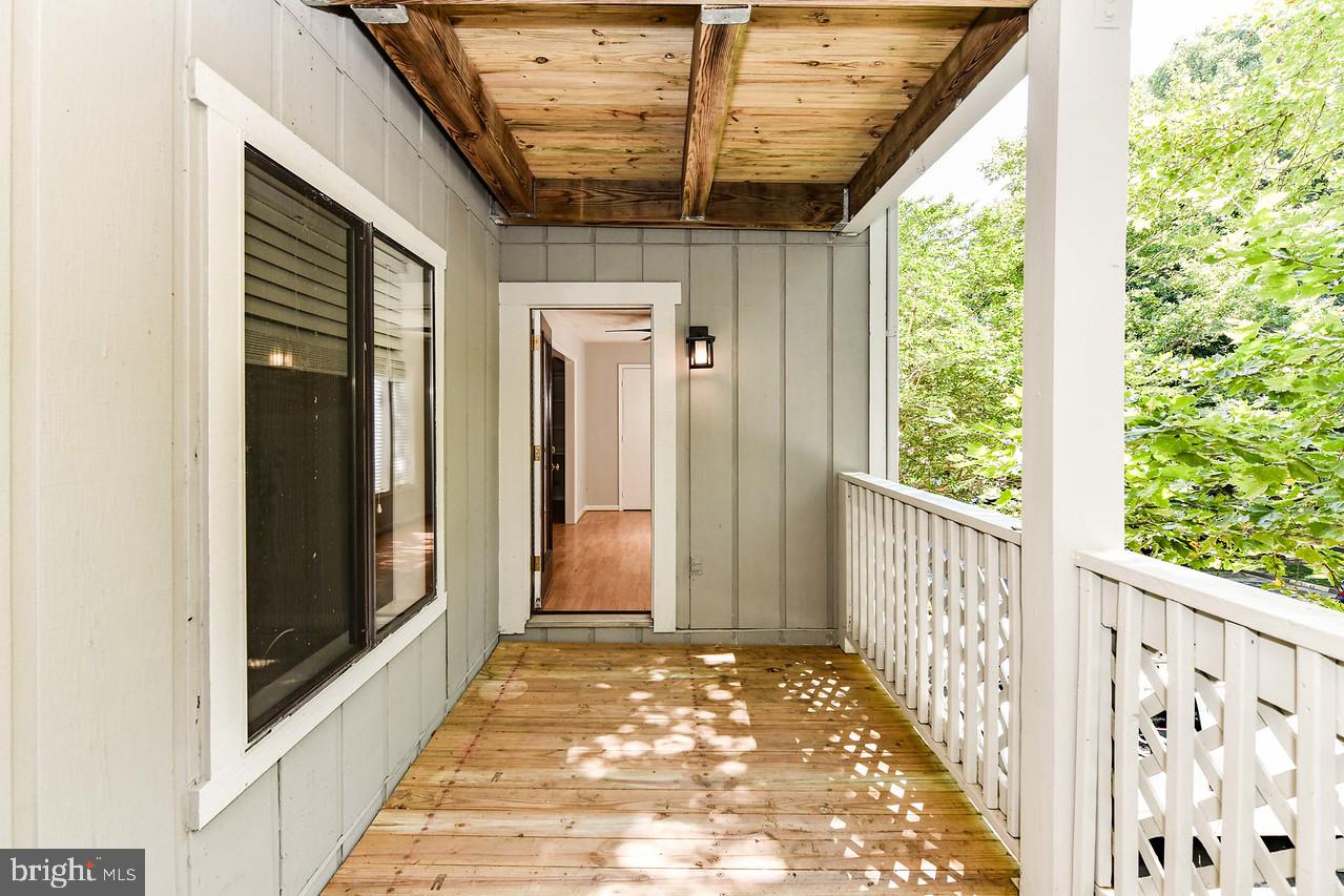 HUNTERS CROSSING - Residential