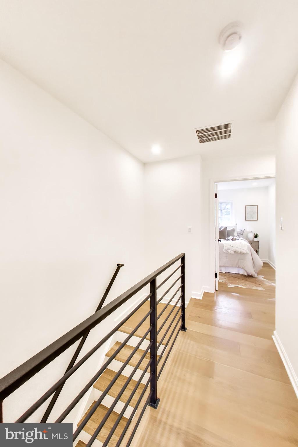 DUFIEF MILL BROOK - Residential