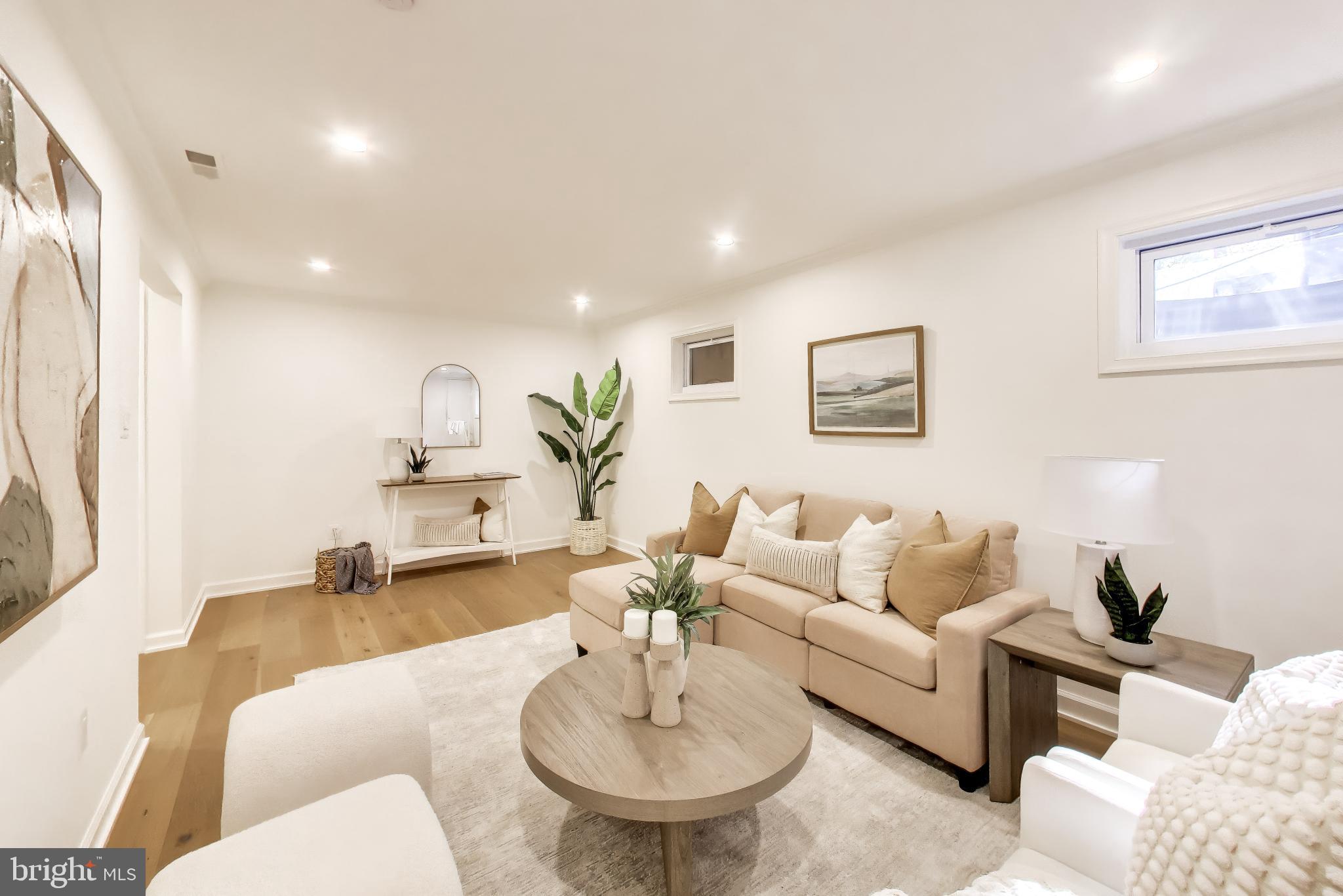 DUFIEF MILL BROOK - Residential