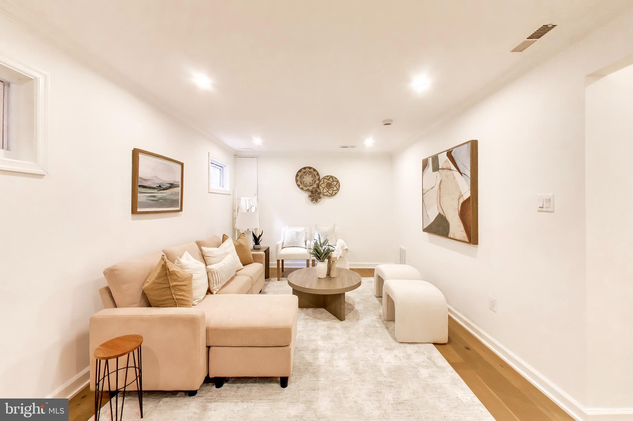 DUFIEF MILL BROOK - Residential