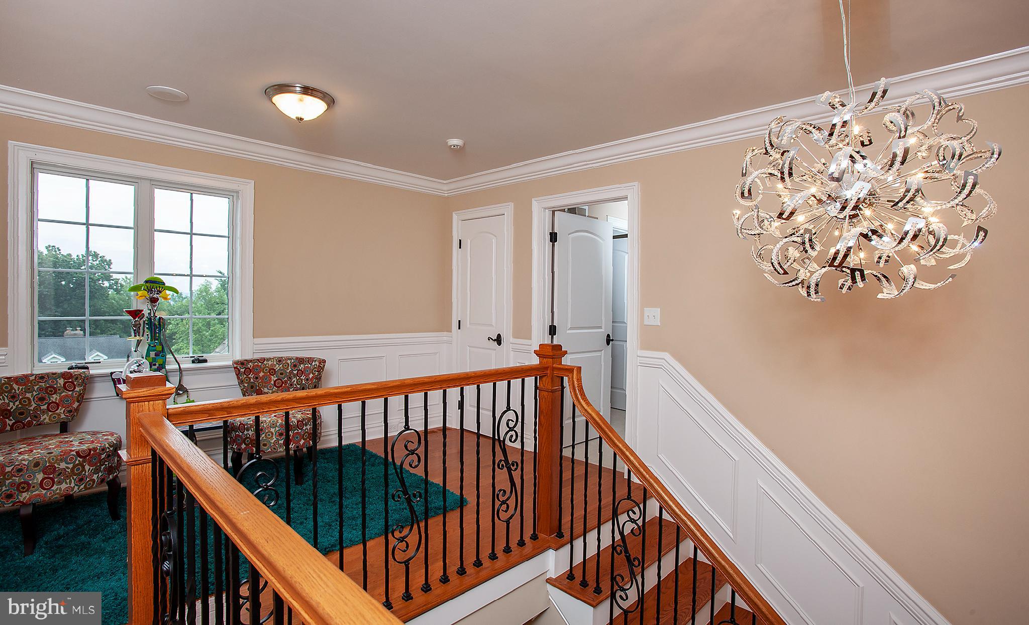 FOREST HILLS - Residential