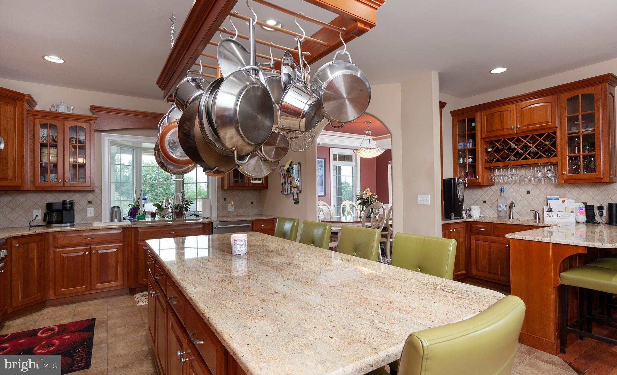 FOREST HILLS - Residential
