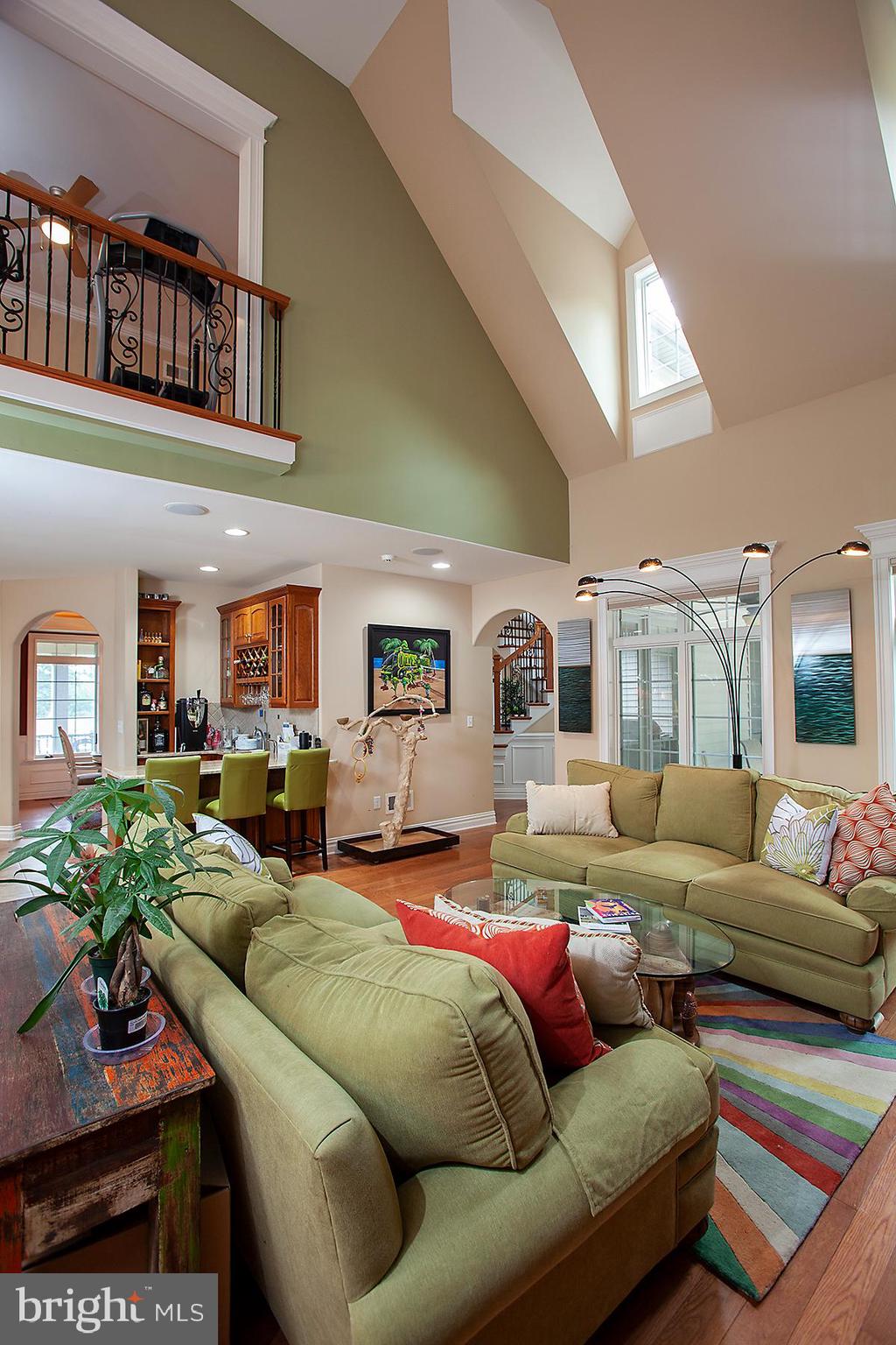 FOREST HILLS - Residential