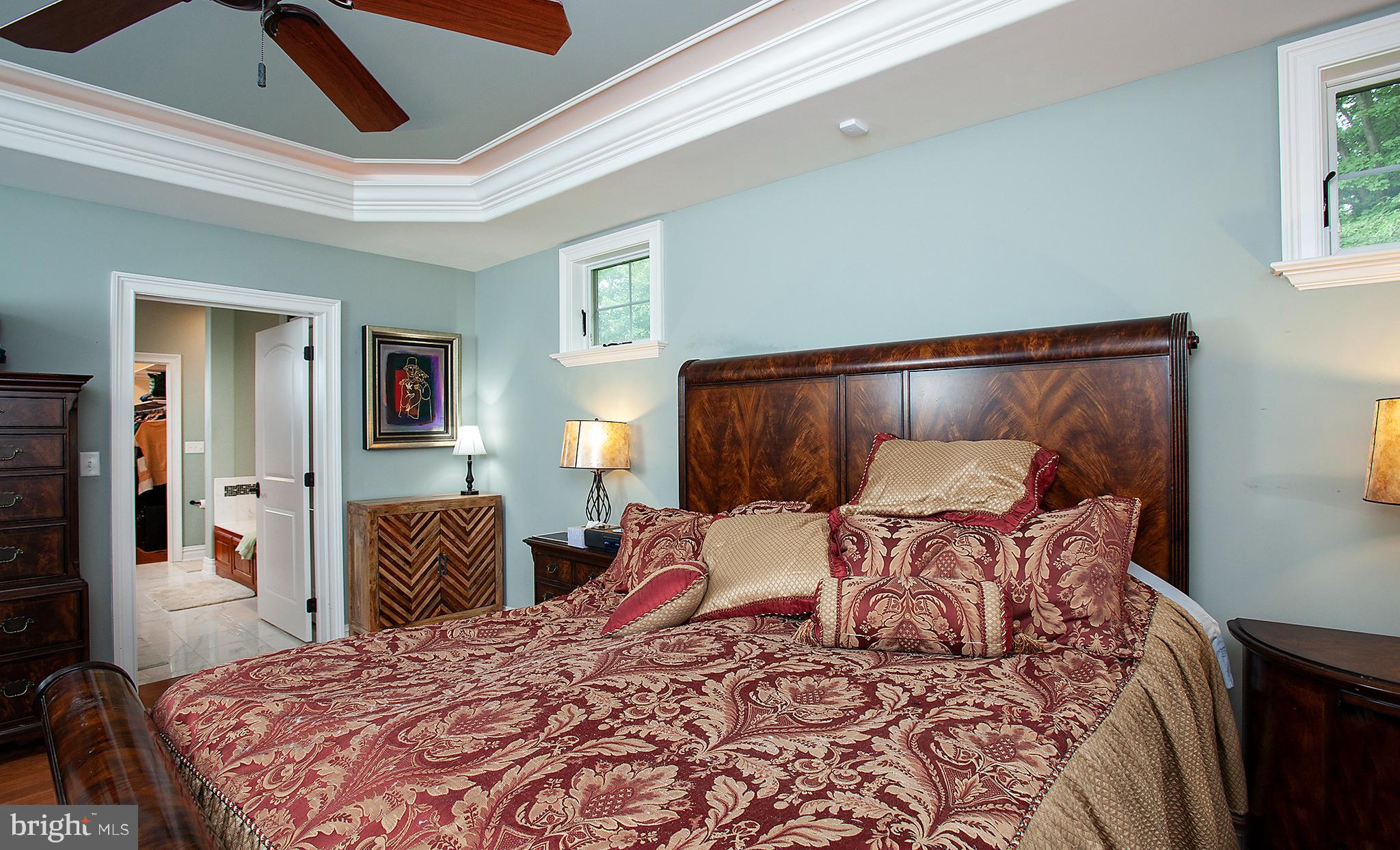 FOREST HILLS - Residential