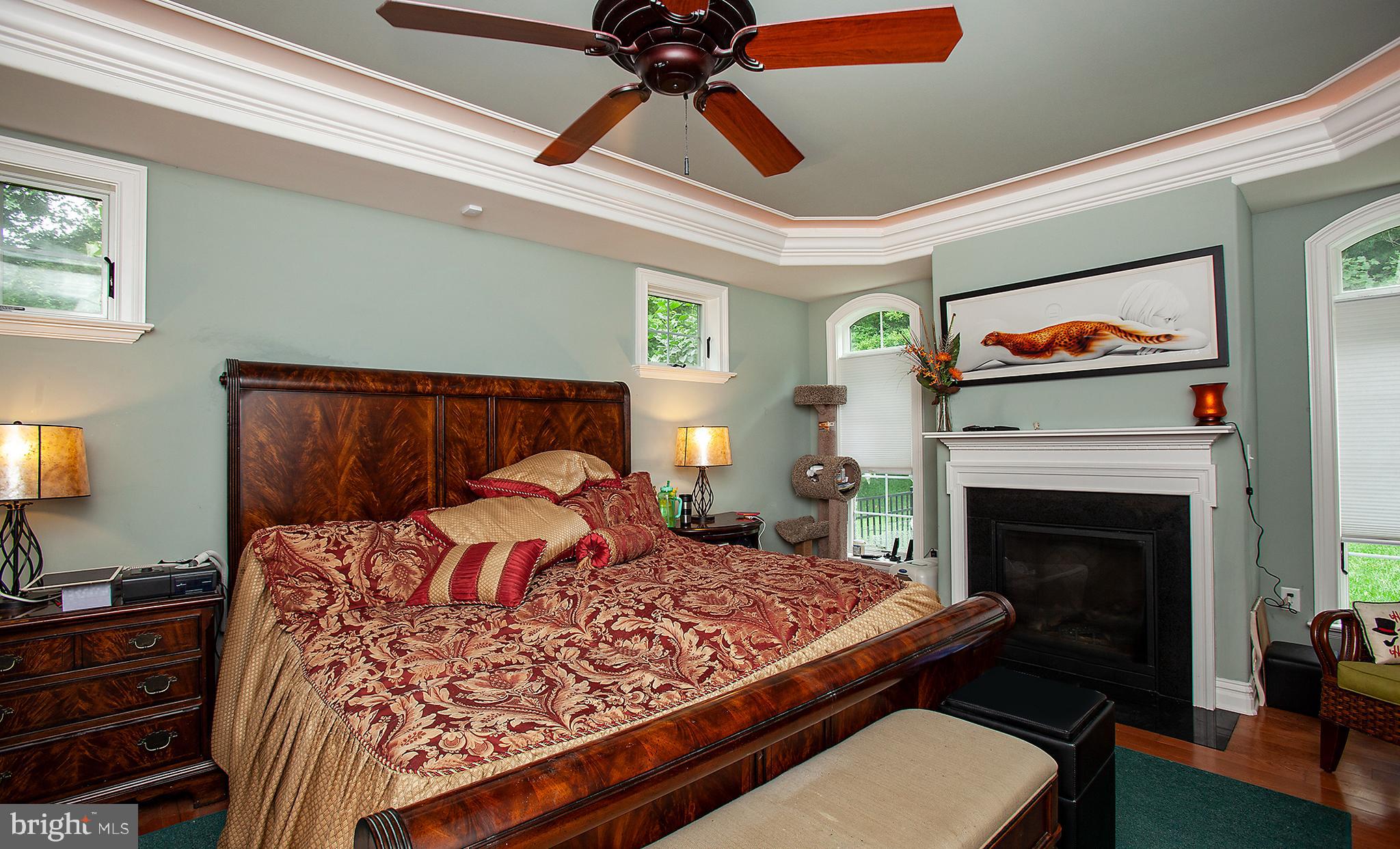 FOREST HILLS - Residential