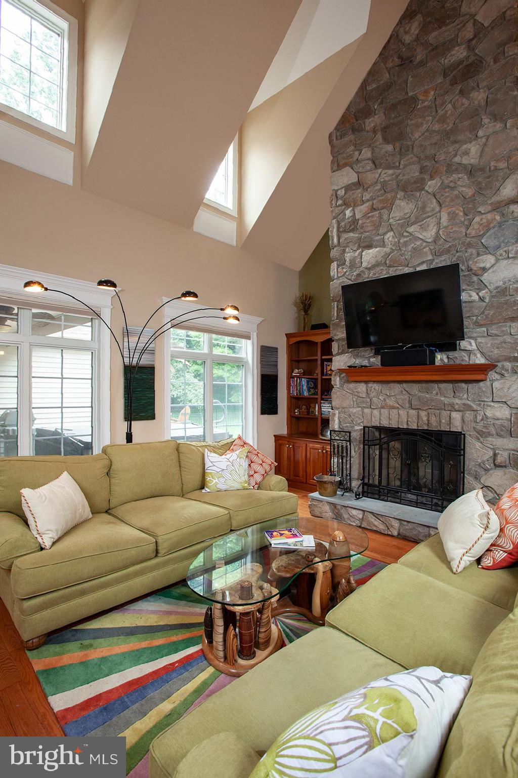 FOREST HILLS - Residential
