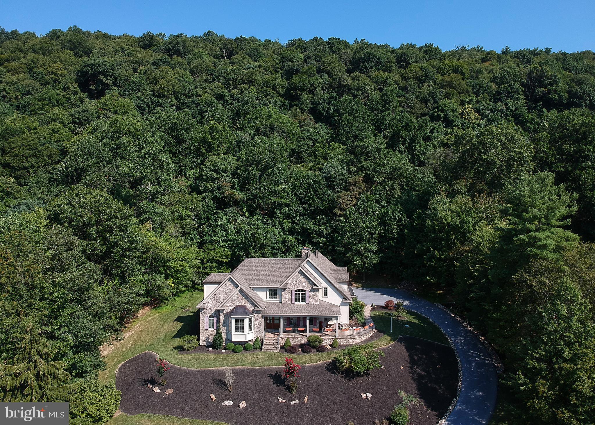 FOREST HILLS - Residential