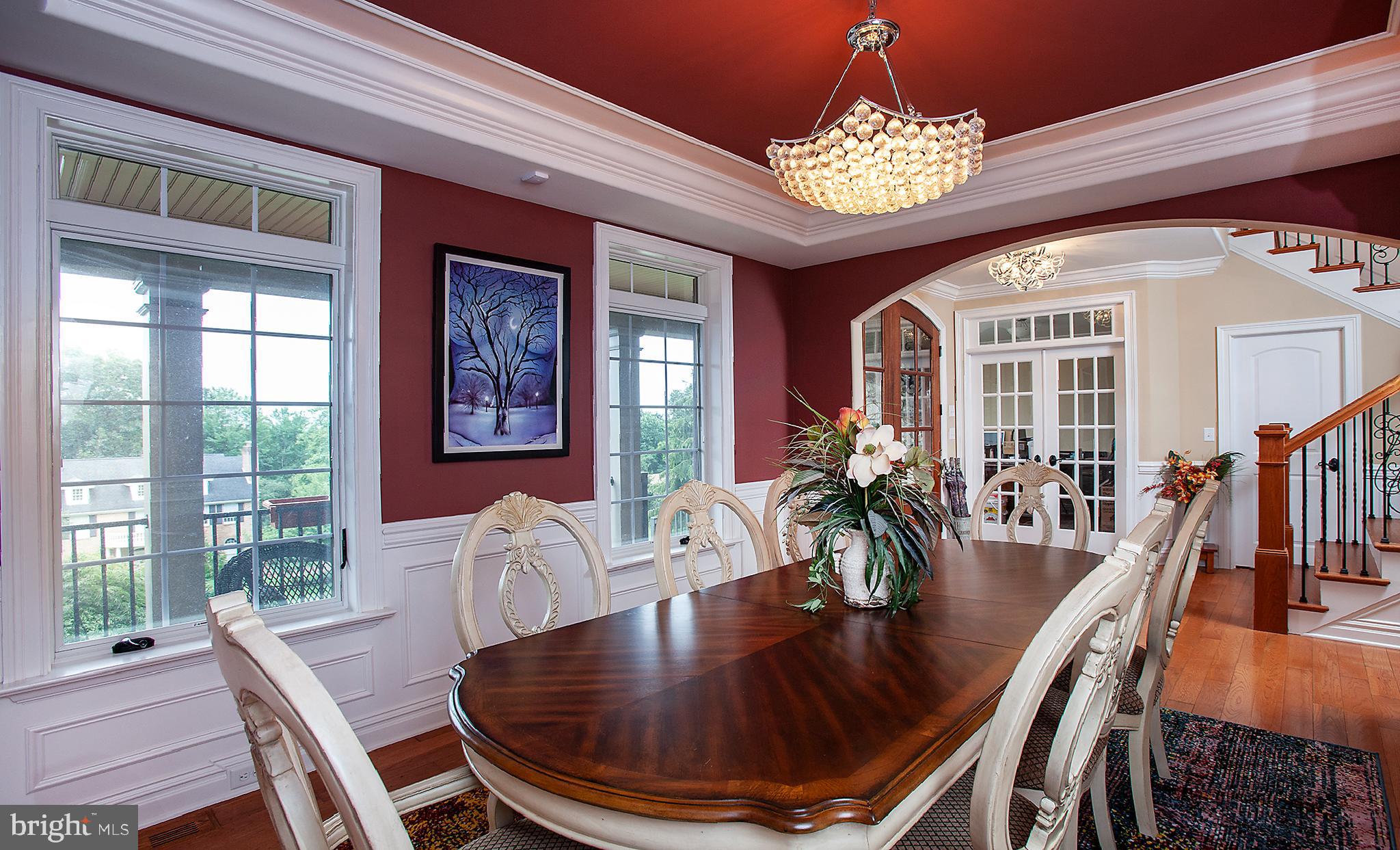 FOREST HILLS - Residential
