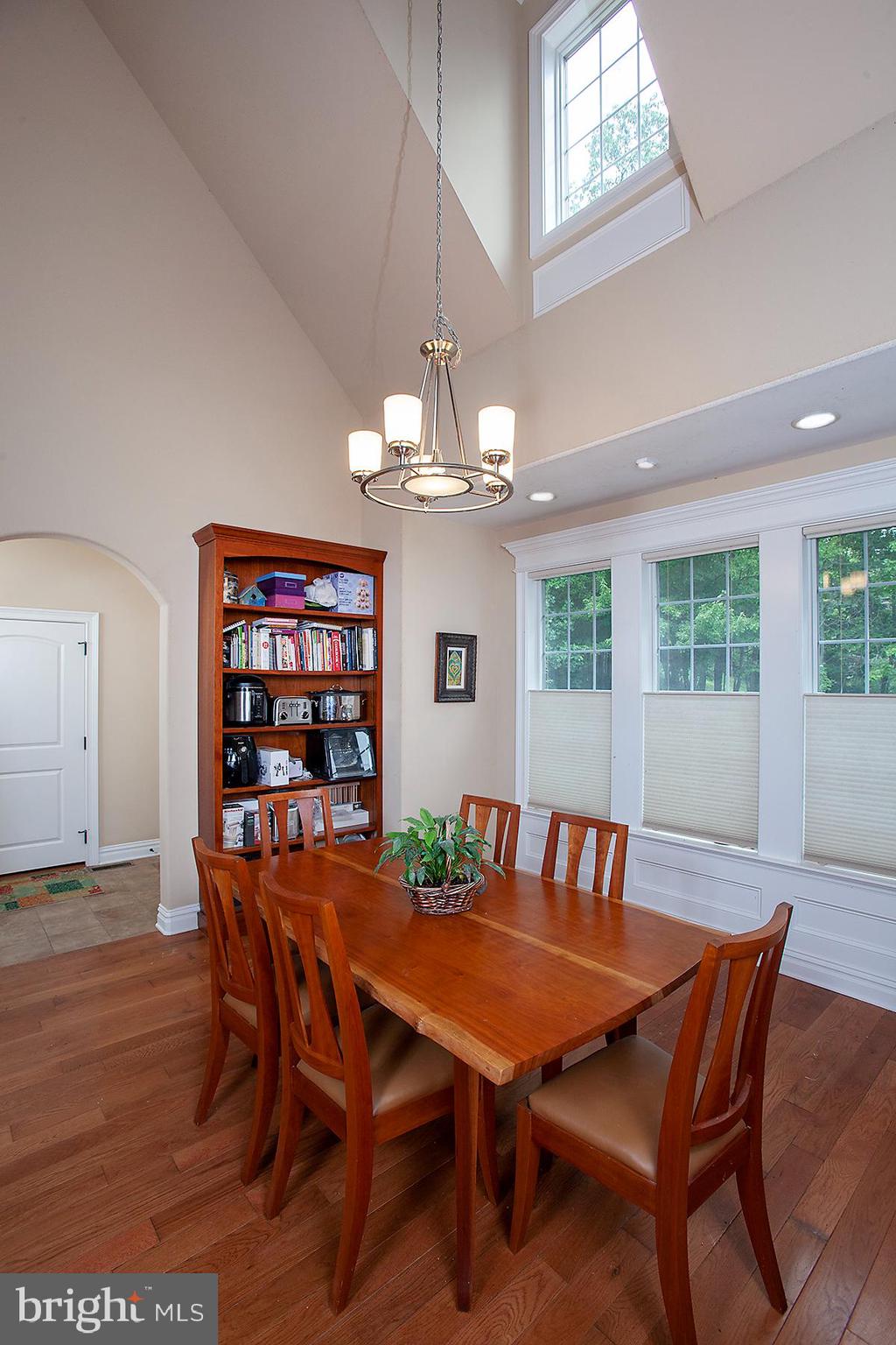 FOREST HILLS - Residential