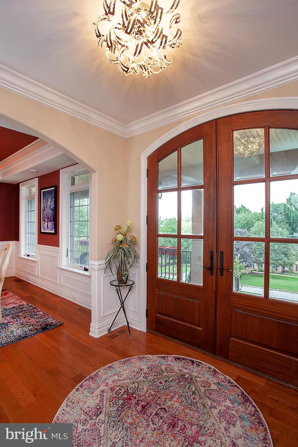 FOREST HILLS - Residential