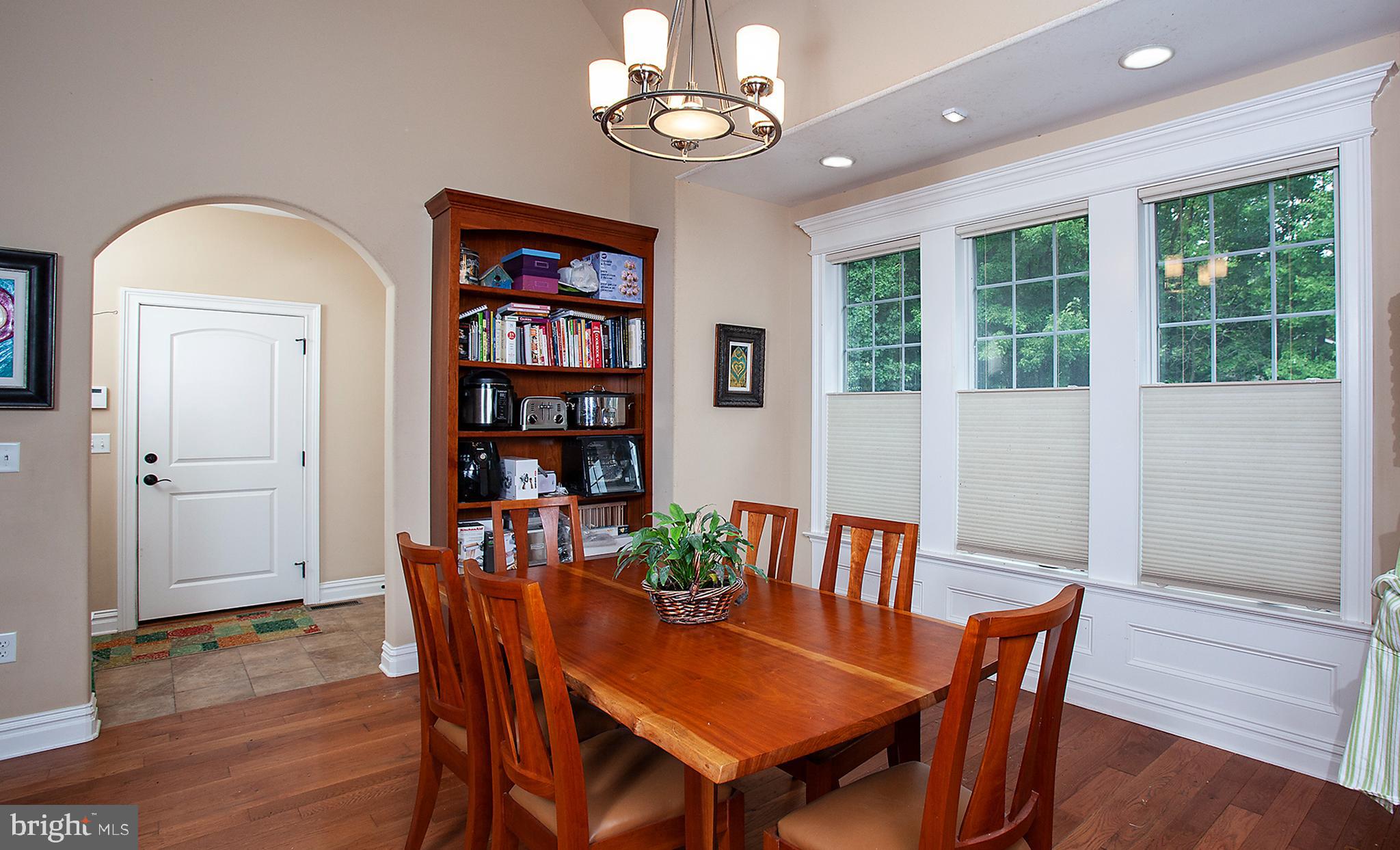 FOREST HILLS - Residential