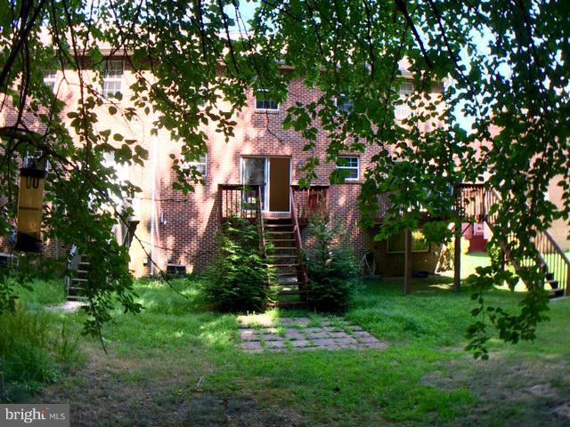 VILLAGE OF PHEASANT GLEN - Residential