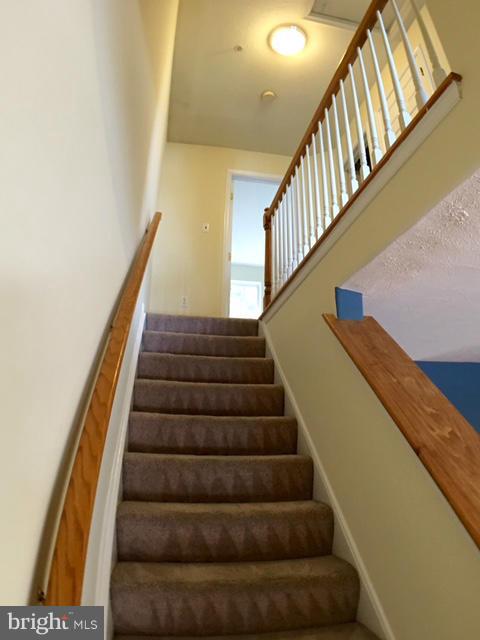 VILLAGE OF PHEASANT GLEN - Residential