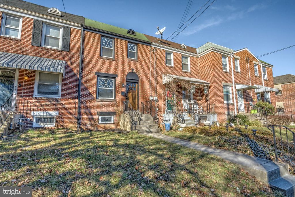 Photo of 537 E FREDERICK ST, LANCASTER, PA 17602 (MLS # PALA2029850)