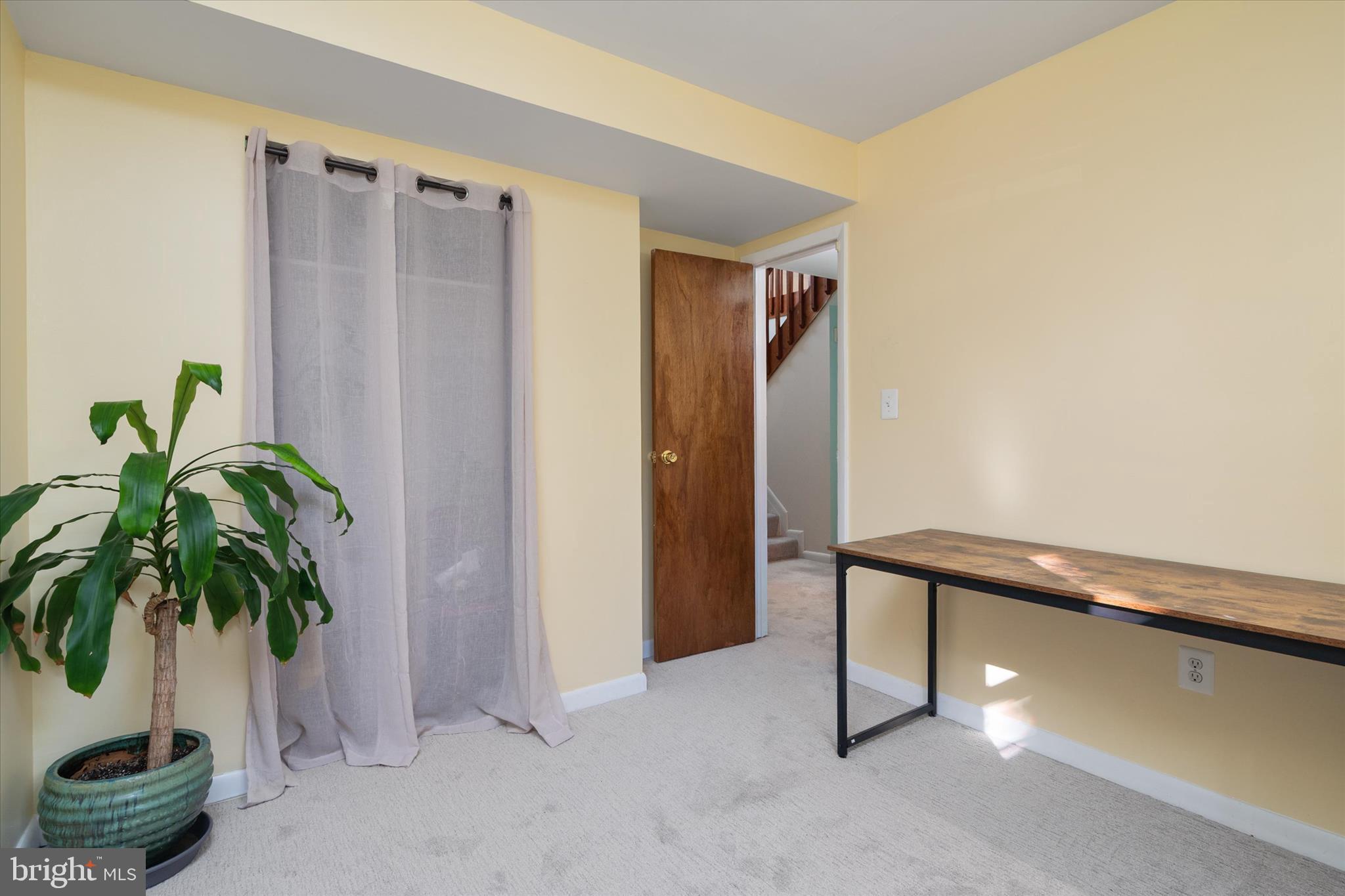 FRANKLIN MANOR ON THE BAY - Residential