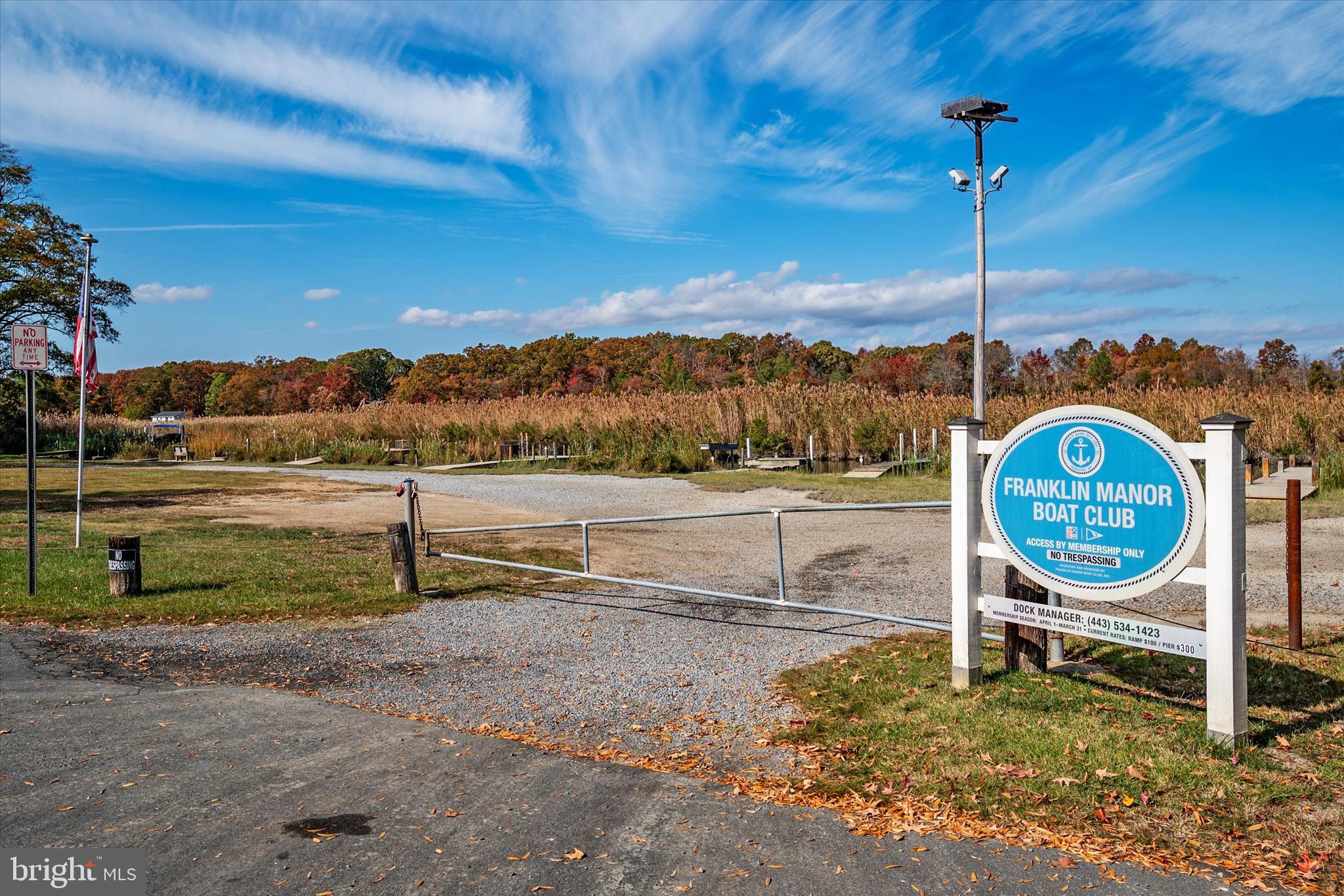 FRANKLIN MANOR ON THE BAY - Residential