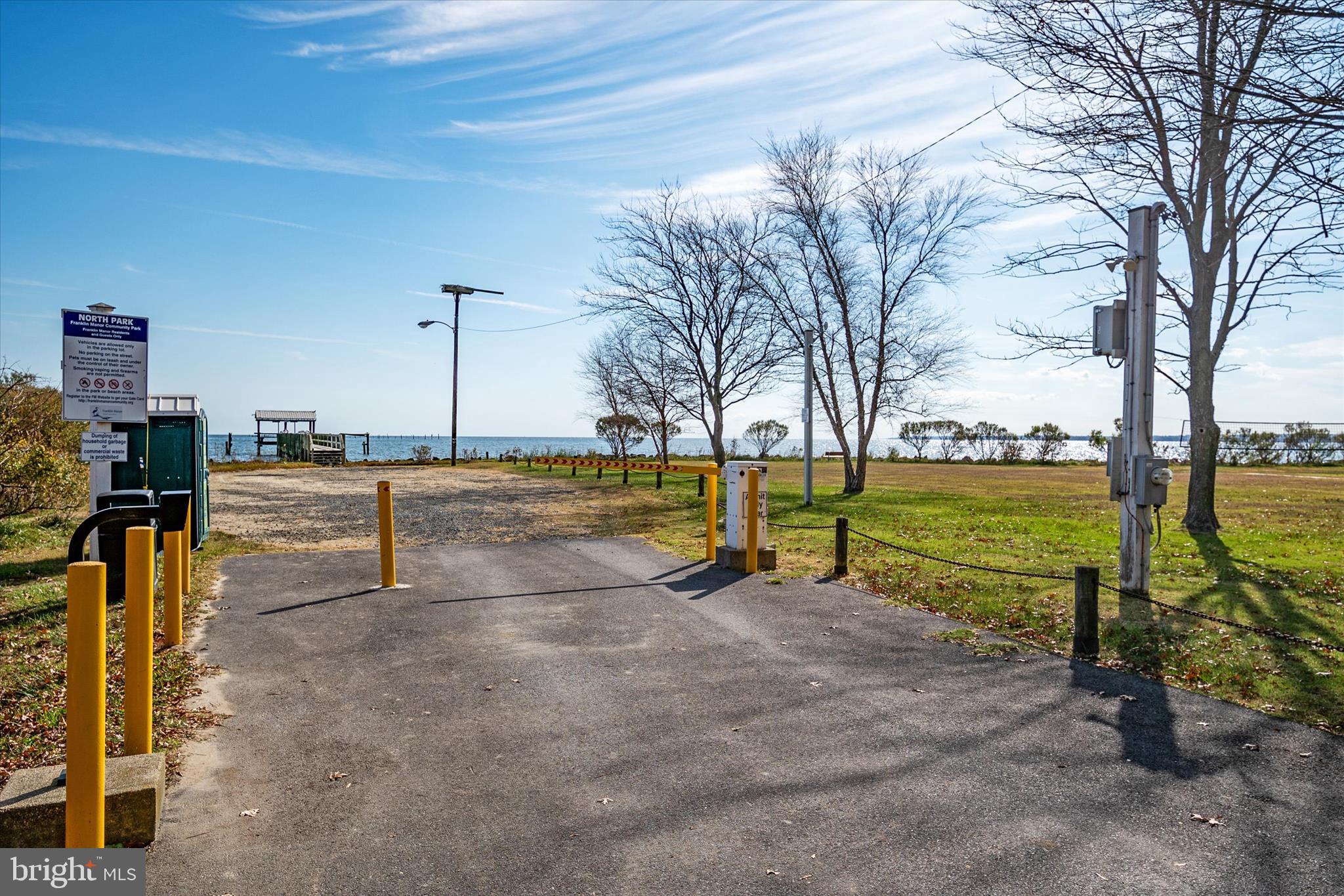 FRANKLIN MANOR ON THE BAY - Residential