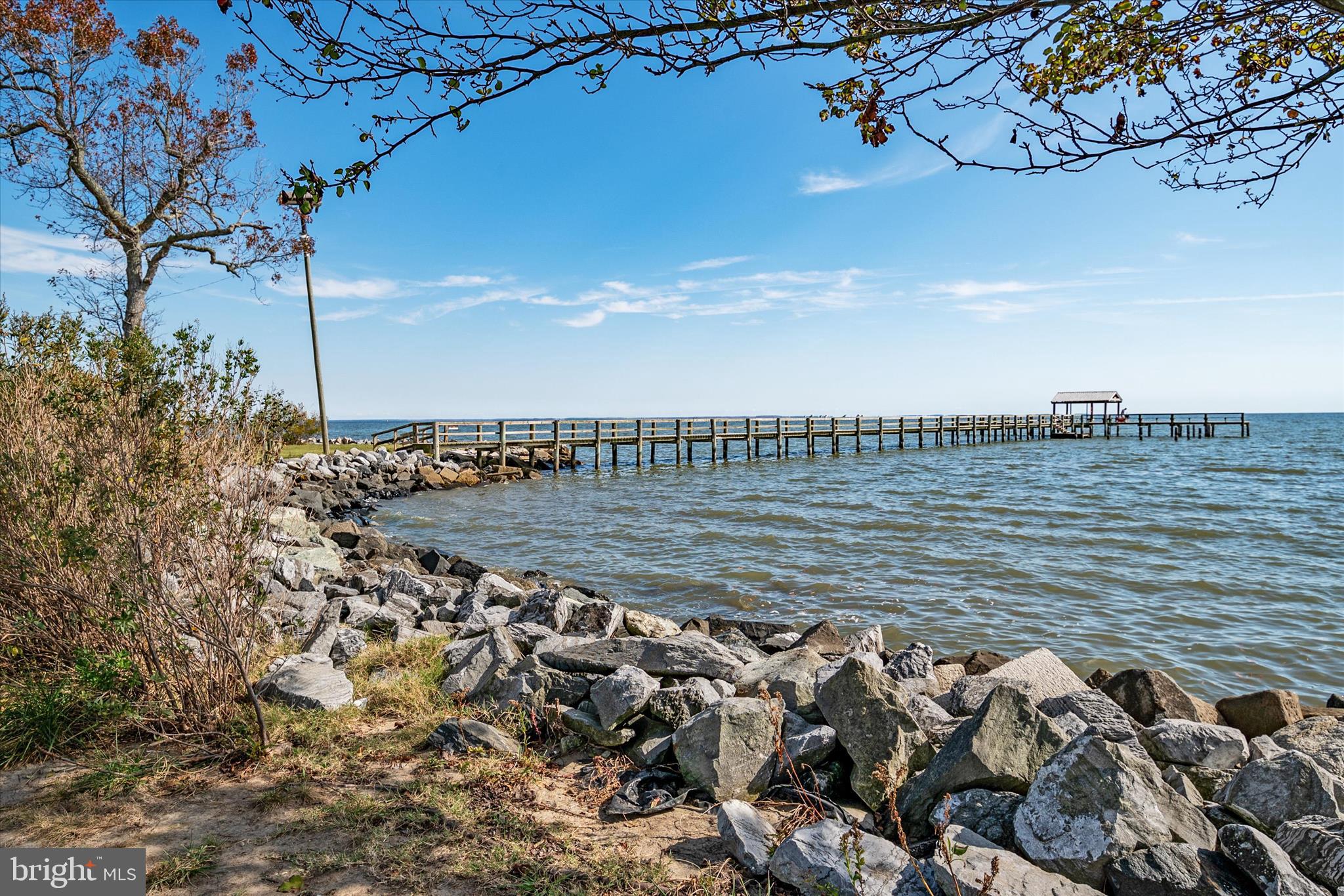 FRANKLIN MANOR ON THE BAY - Residential